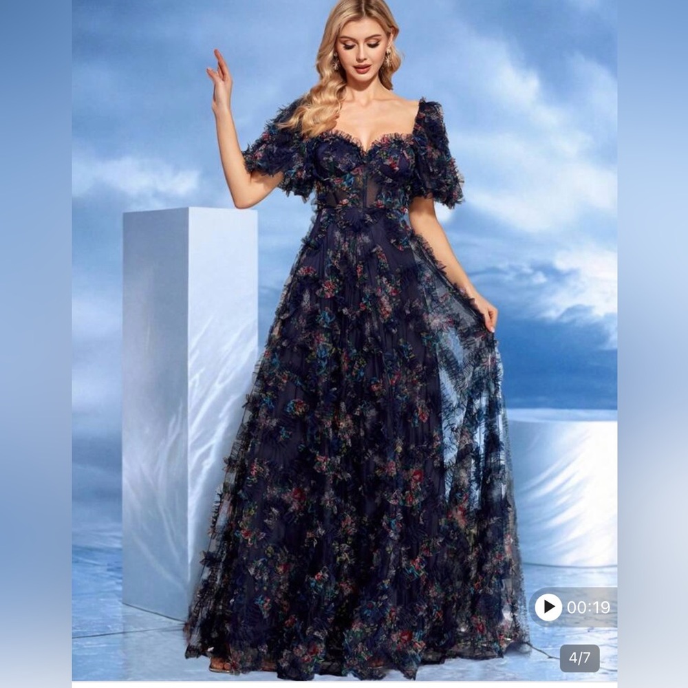Elegant Floral Lace Dress
